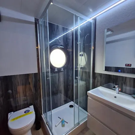 Hausboot Fjord Del Sol Solarboot Mit Biosauna In * Wendtorf